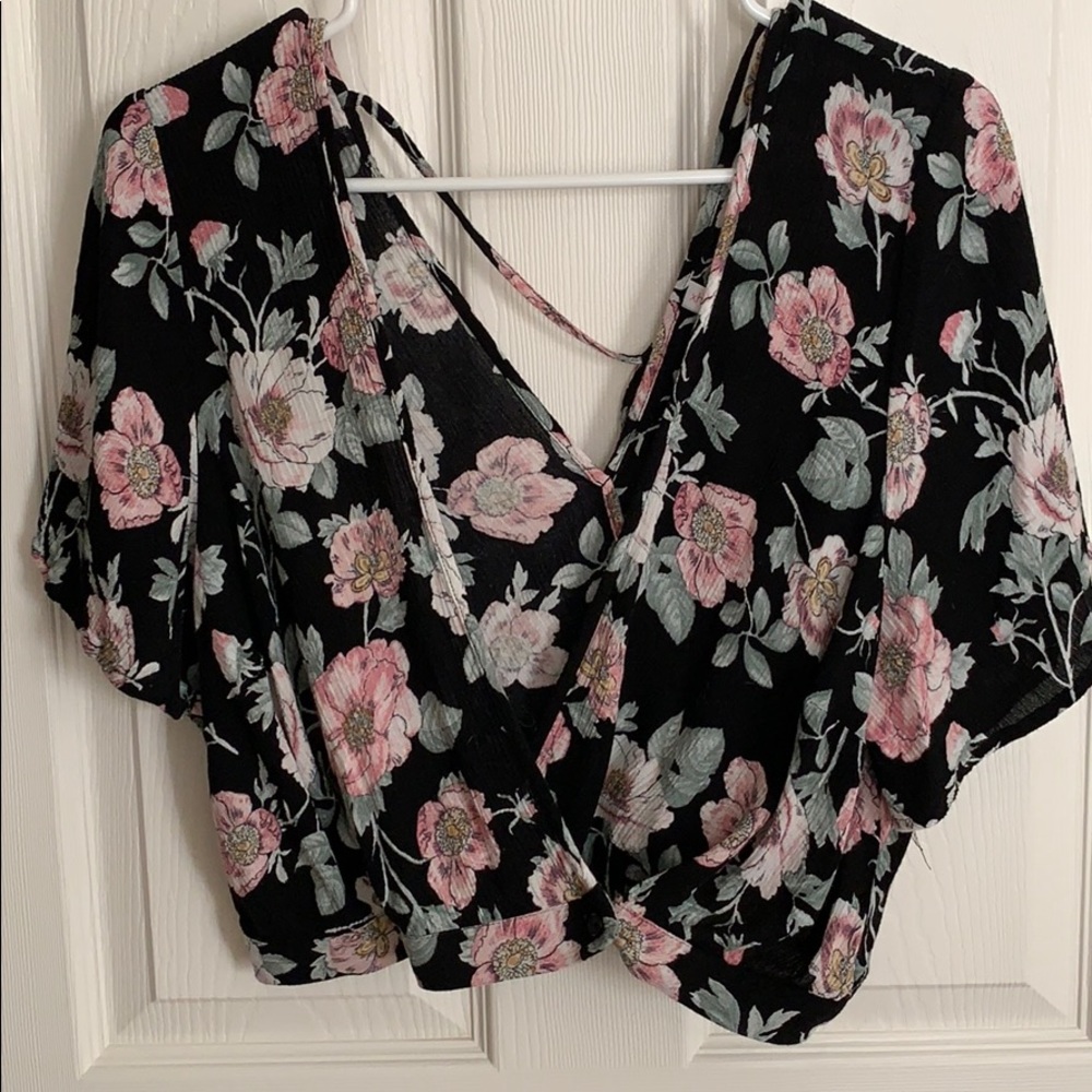 Xhilaration crop top